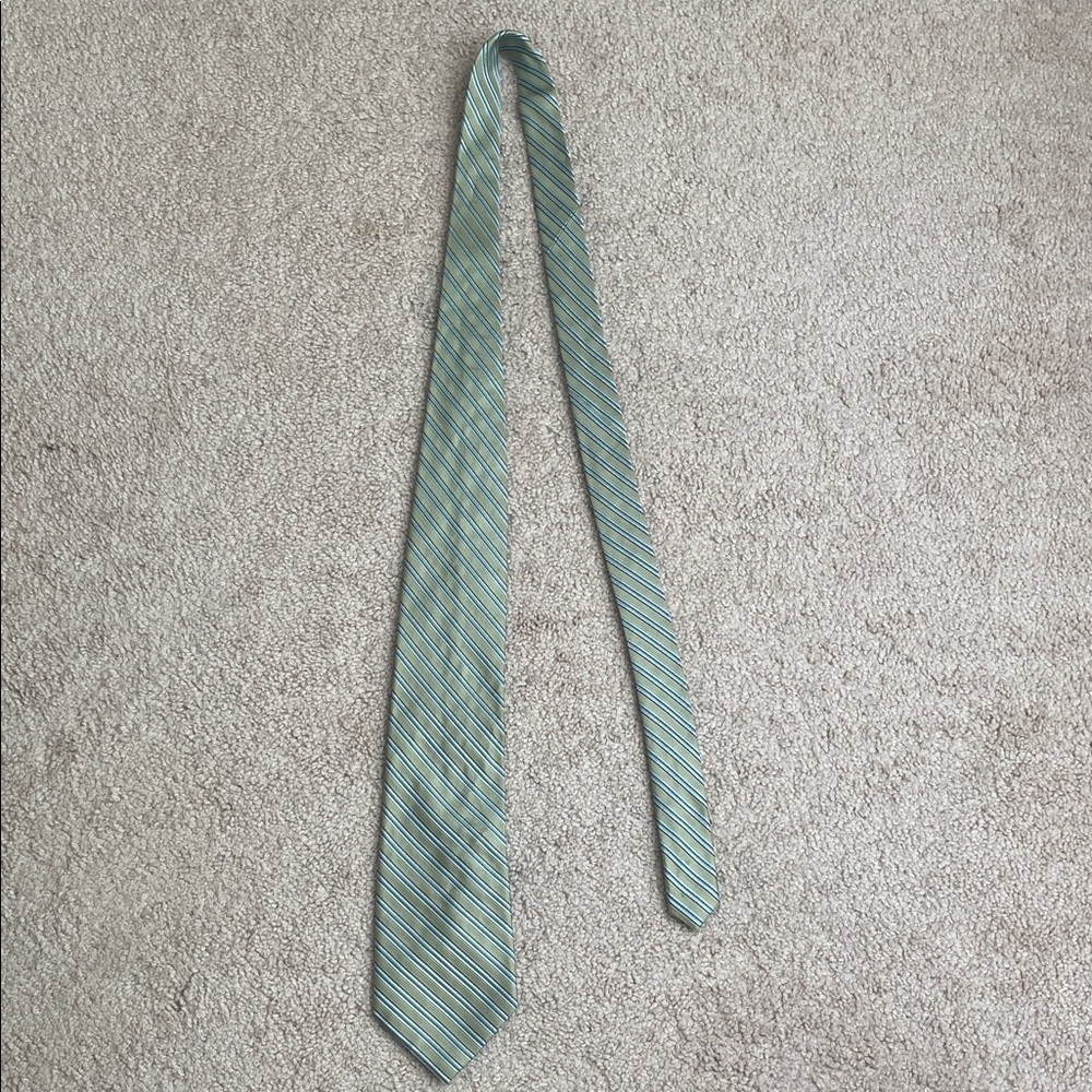 Axcess Men's Tie in Green and Blue Stripes